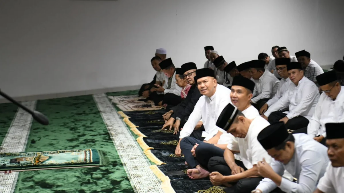 Tarawih di Masjid Tertua