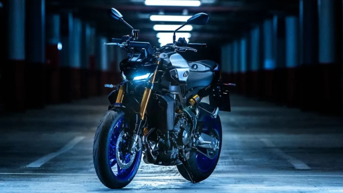 Review Yamaha MT-09: Revolusi Baru di Dunia Motor Sport dengan Teknologi Matik Y-AMT