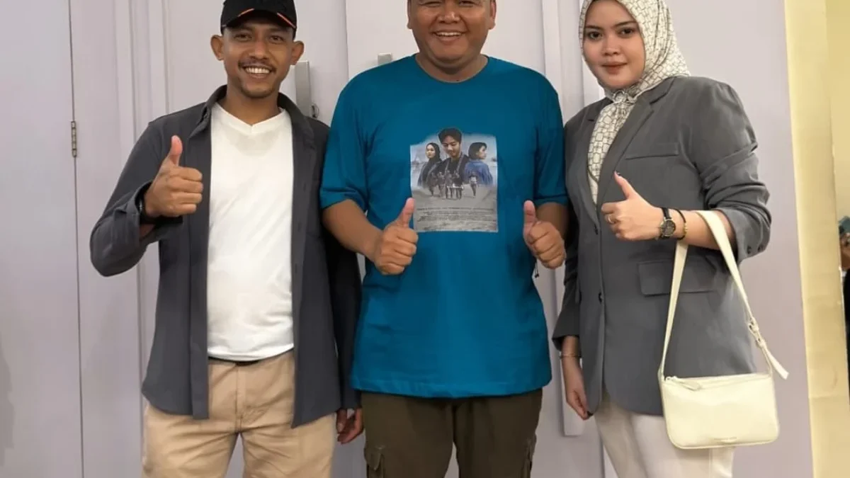 Anggota DPRD Subang Fraksi Partai Gerindra Apresiasi Film yang Terinspirasi Perjuangan Hidup Niko Rinaldo Anggota DPRD Subang Fraksi Partai Gerindra Apresiasi Film yang Terinspirasi Perjuangan Hidup Niko Rinaldo