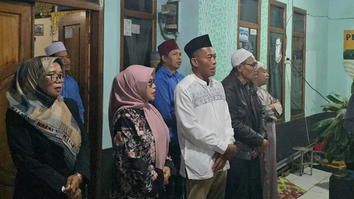 Silaturahmi di Maulid Nabi, Kang Jimat Perkuat Hubungan dengan Warga Kasomalang