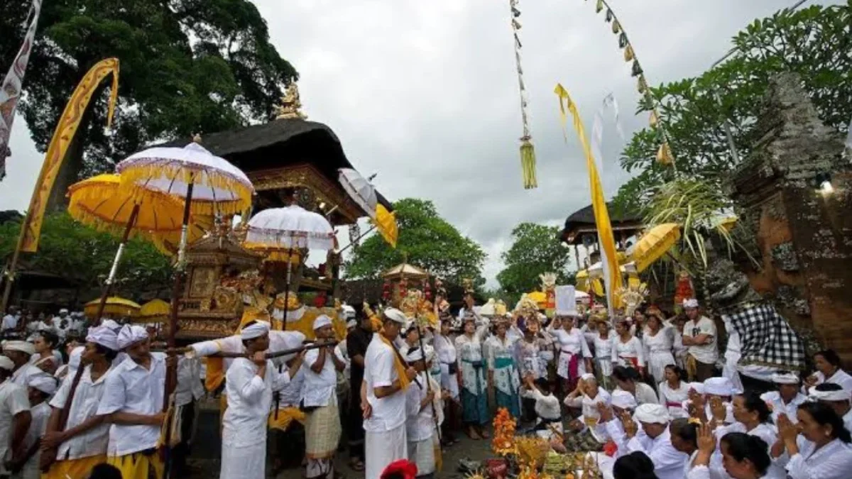 Mengapa Galungan Begitu Penting bagi Umat Hindu di Bali? Yuk Cari Tahu Sejarahnya!