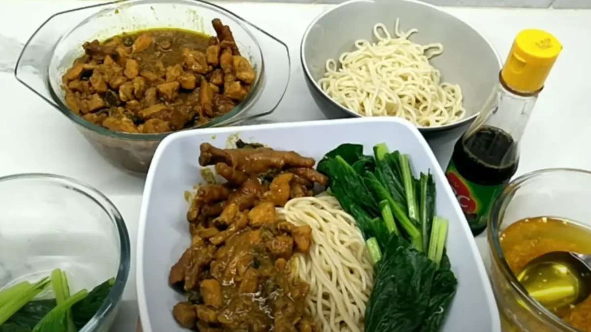 Resep Sederhana dan Cara Bikin Mie Ayam Homemade, dengan Rasa yang Tidak Kalah Enak(YT_CR COOK)