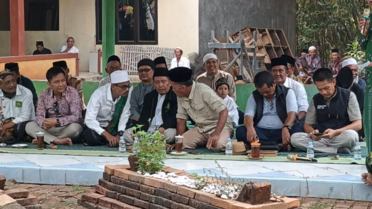 Hari Santri, Calon Bupati Subang Ruhimat Ziarah ke Makam Tokoh NU di Pantura