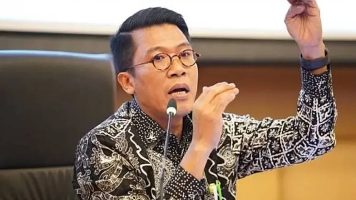 DPR: Melemahnya Rupiah Murni Karena Faktor Pasar, Bukan Penggeledahan KPK di BI