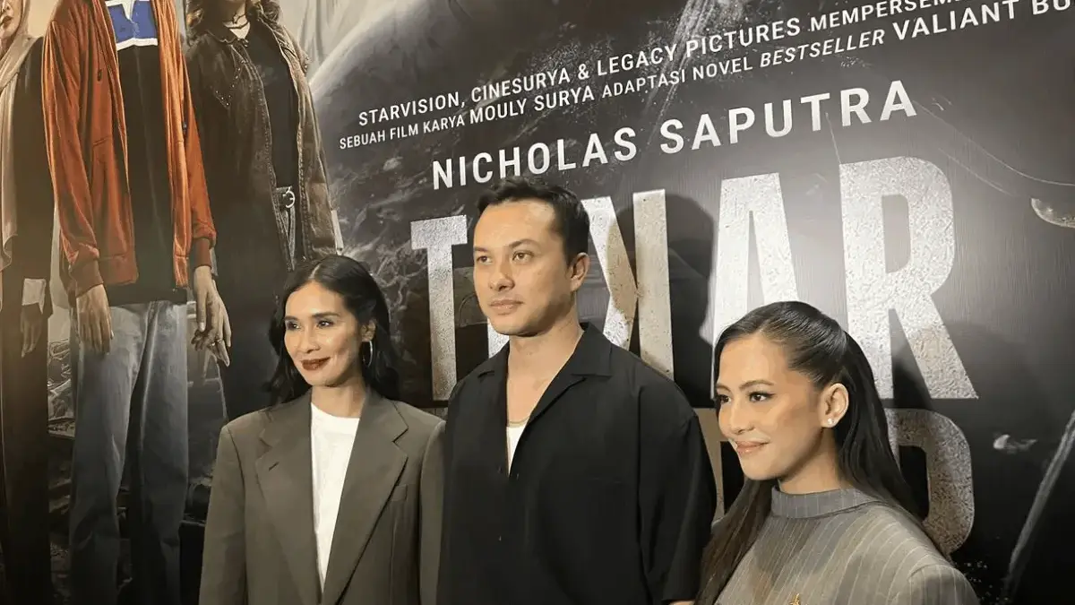 Marsha Timothy, Nicholas Saputra, Adhisty Zara di Epicentrum XXI, Kuningan, Jakarta Selatan, Kamis 22/9/2025