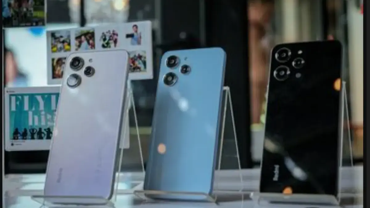 Daftar Lengkap Harga HP Redmi Akhir Tahun 2025, Murah Tapi Spek Mewah! Daftar Lengkap Harga HP Redmi