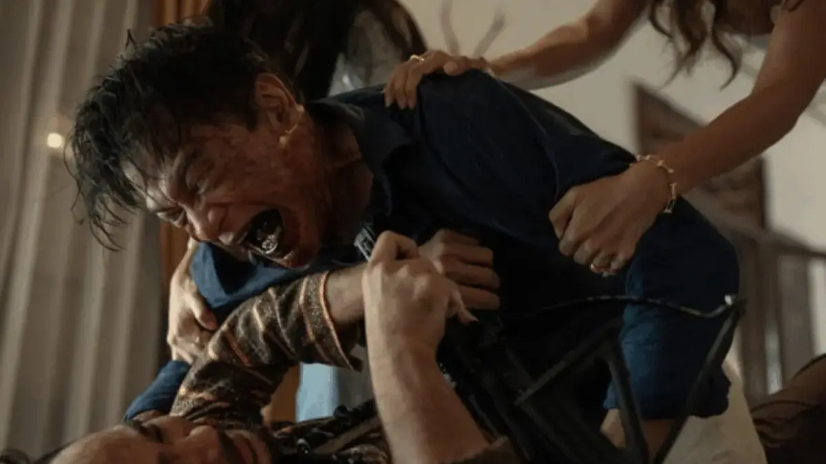 Sepoiler Film Abadi Nan Jaya: Kisah Keluarga Penjual Jamu yang Picu Wabah Zombie di Yogyakarta Sepoiler Film Abadi Nan Jaya