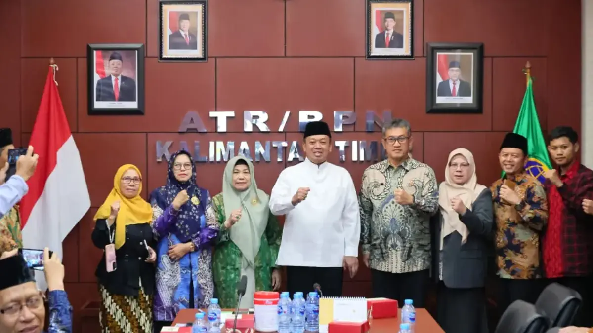 Dari Hati ke Hati, Menteri Nusron Bahas Sertipikasi Tanah Wakaf dan Rumah Ibadah di Kaltim Dari Hati ke Hati, Menteri Nusron Bahas Sertipikasi Tanah Wakaf dan Rumah Ibadah di Kaltim