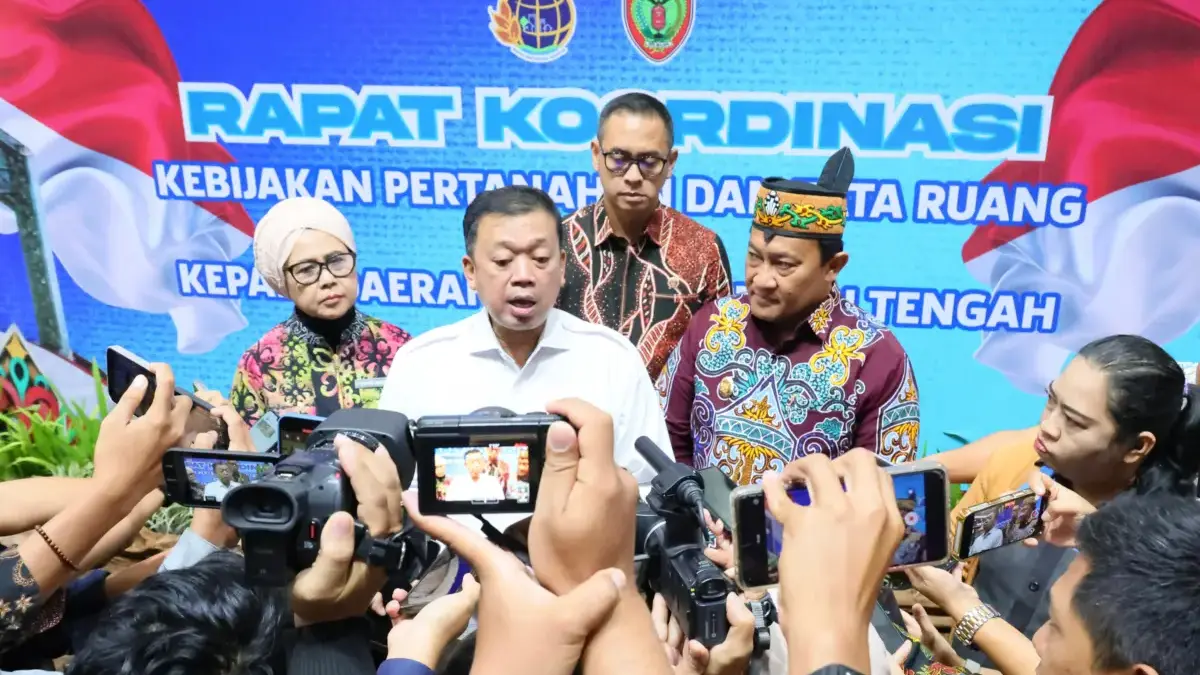 Menteri Nusron Imbau Pemda Kalteng Percepat Pemutakhiran Sertipikat Tanah untuk Cegah Tumpang Tindih Menteri Nusron Imbau Pemda Kalteng Percepat Pemutakhiran Sertipikat Tanah untuk Cegah Tumpang Tindih