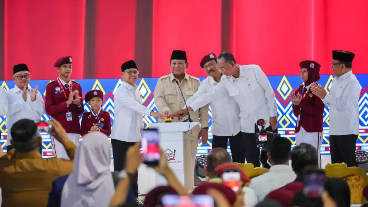 Ikuti Peluncuran 166 Sekolah Rakyat, Wamen Ossy: Setiap Anak Indonesia Berhak atas Pendidikan yang Layak Ikuti Peluncuran 166 Sekolah Rakyat, Wamen Ossy: Setiap Anak Indonesia Berhak atas Pendidikan yang Layak