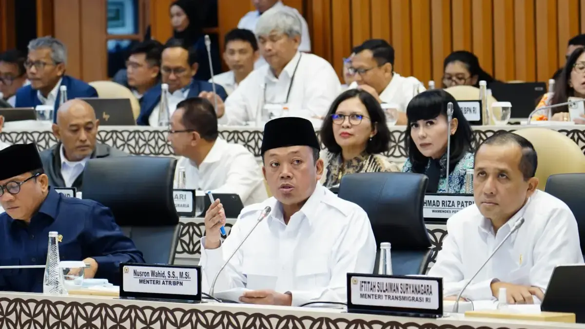 Raker Bersama Pansus DPR RI, Menteri Nusron Targetkan Kebijakan Satu Peta Rampung Lebih Cepat Raker Bersama Pansus DPR RI, Menteri Nusron Targetkan Kebijakan Satu Peta Rampung Lebih Cepat