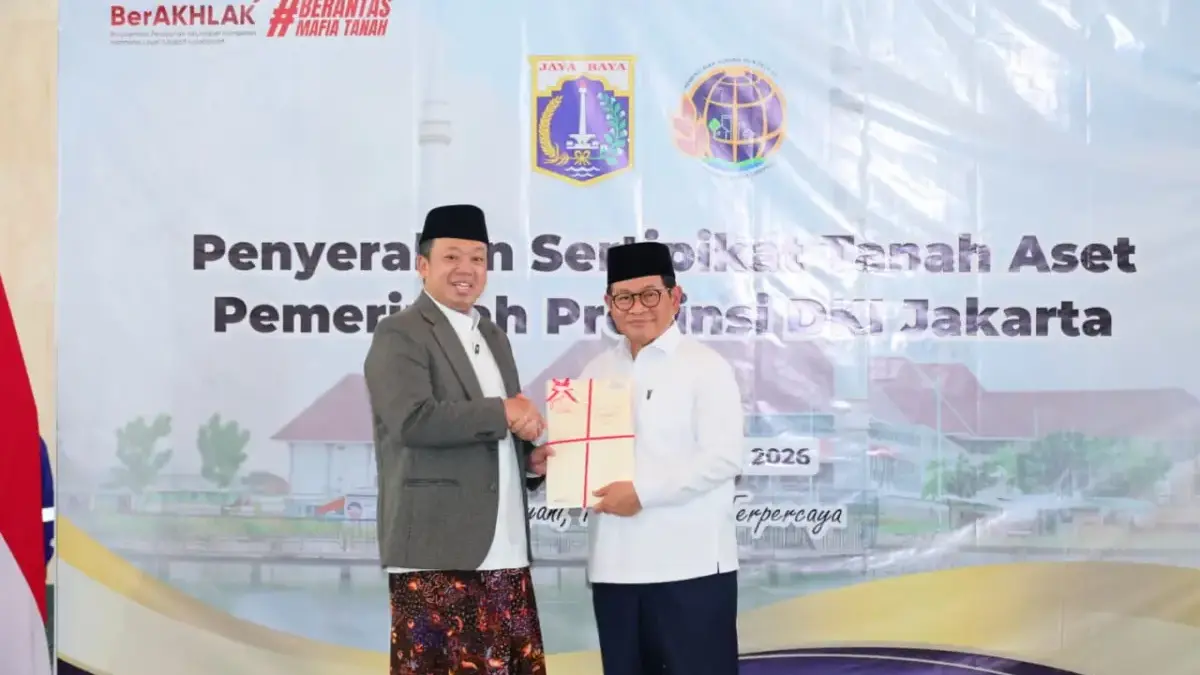 Serahkan 3.922 Sertipikat Aset Pemprov DKI Jakarta, Menteri Nusron: Selamatkan Aset Negara Senilai Rp102 T Serahkan 3.922 Sertipikat Aset Pemprov DKI Jakarta, Menteri Nusron: Selamatkan Aset Negara Senilai Rp102 Trili