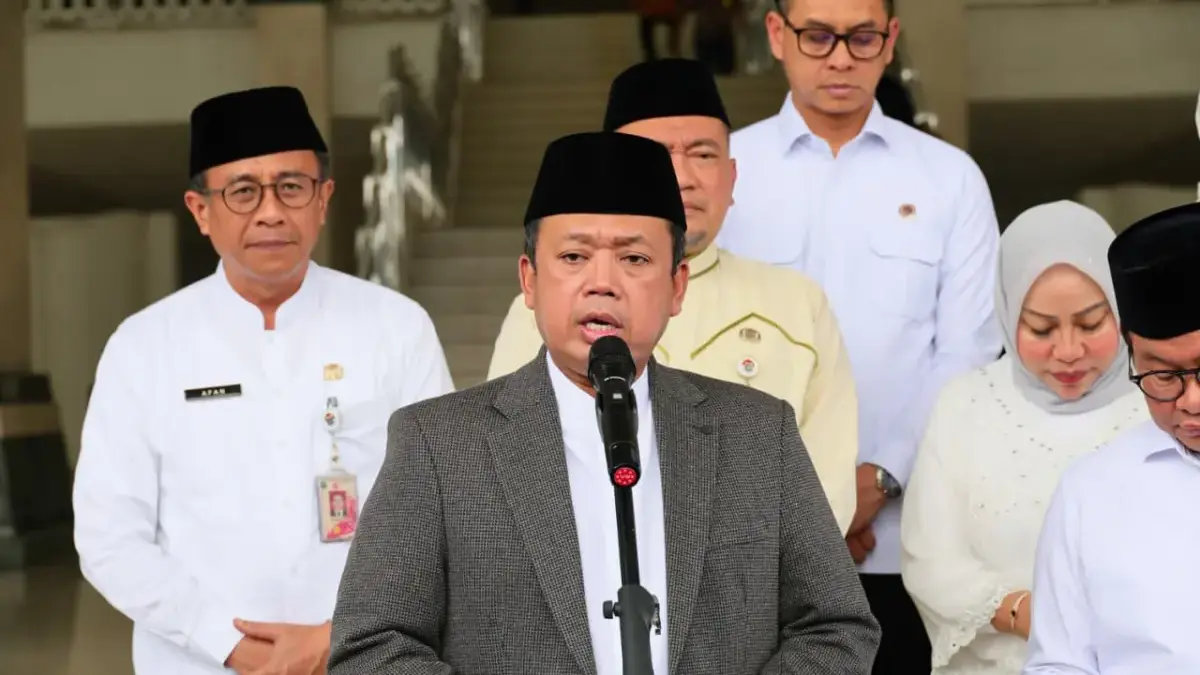 Menteri Nusron Tawarkan Skema HGB di Atas HPL Pemprov DKI Jakarta untuk Amakan Aset Pemerintah Menteri Nusron Tawarkan Skema HGB di Atas HPL Pemprov DKI Jakarta untuk Amakan Aset Pemerintah