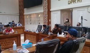 Massa GMBI Datangi DPR RI Minta Batalkan RUU HIP