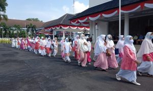 Bupati Ciamis Lepas Peserta Pawai Ta'aruf, Peserta Diminta Patuhi Protokol Kesehatan