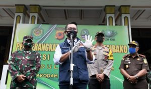 Ridwan Kamil Lepas Distribusi Bantuan Forkopimda dan Masyarakat