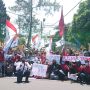 Mahasiswa dan Buruh Kecewa pada DPRD Garut