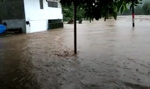 Kecamatan Pamengpeuk dan Cibalong Kabupaten Garut Dilanda Banjir