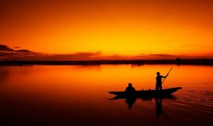 Terombang-ambing 6 Hari di Laut, 2 Nelayan Garut Ditemukan di Perairan Cilacap