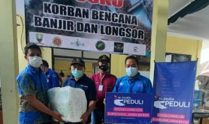 XL Axiata Salurkan Bantuan Untuk Korban Tanah Longsor di Sumedang