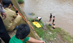 Jenazah Bayi Ditemukan di Sungai Cimanuk