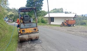 PUPR Provinsi Perbaiki Jalan Cikajang-Pamengpeuk