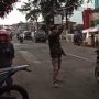 Pencuri Motor Terang-terangan Beraksi, Todong Senpi ke Warga yang Melihat Aksinya