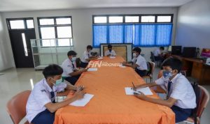 Selama Pandemi, Sekolah Bebas Pakai Kurikulum