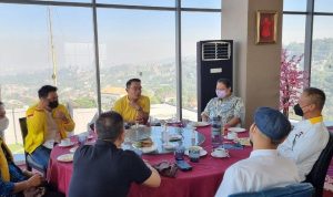 Airlangga Sarapan Bareng Ridwan Kamil, Diskusikan Pemulihan Ekonomi Jabar