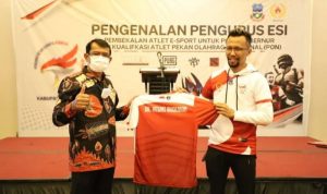 Para Atlet eSport Garut Diberi Pembekalan