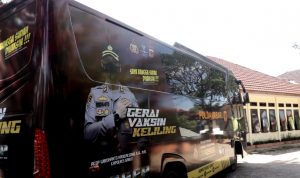 3 Bus Disulap Polres Garut Untuk Vaksinasi Keliling