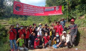 Yudha, Anggota DPRD Garut Kembali Gotong Royong Bangun Jalan Kelurahan Sukanegla