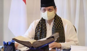 Airlangga: Bansos untuk PKL dan Warung Segera Cair