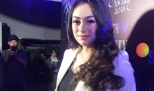 Celine Evangelista dan Suami Pisah Rumah