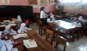 PTM Pertama, SDN 1 Sindangsari Laksanakan Prokes Ketat