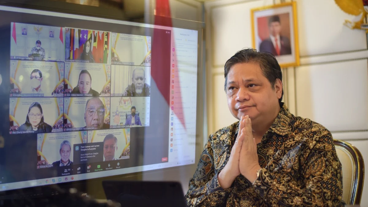 Presiden Minta Kredit UMKM Ditingkatkan hingga 30 Persen Presiden Minta Kredit UMKM Ditingkatkan hingga 30 Persen
