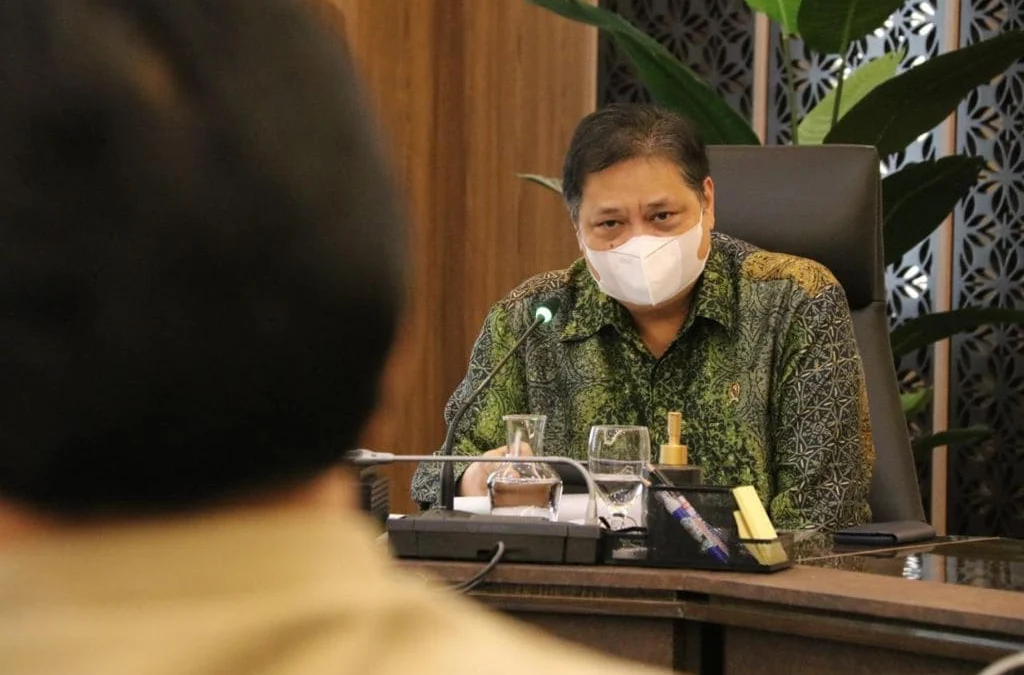 Airlangga: Arahan Bapak Presiden, Capaian Vaksinasi Harus Terus Diakselerasi