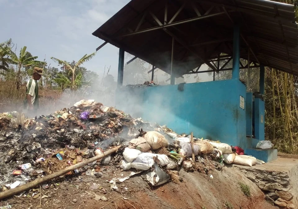 Sampah Selalu Jadi Masalah, Desa Ciwangi dan Warga Bangun TPA