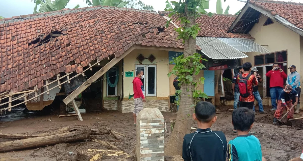 Bupati Garut Keluarkan BTT untuk Penanganan Banjir Bandang Sukaresmi