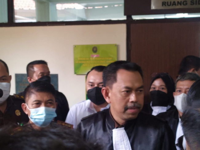 Herry Wirawan Juga Setubuhi Sepupunya, Padahal Istri Sedang Hamil Tua