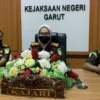 Kejari Garut Tahan 2 PNS Aktif, 2 Pensiunan dan 1 Swasta dalam Korupsi Sapi Bunting