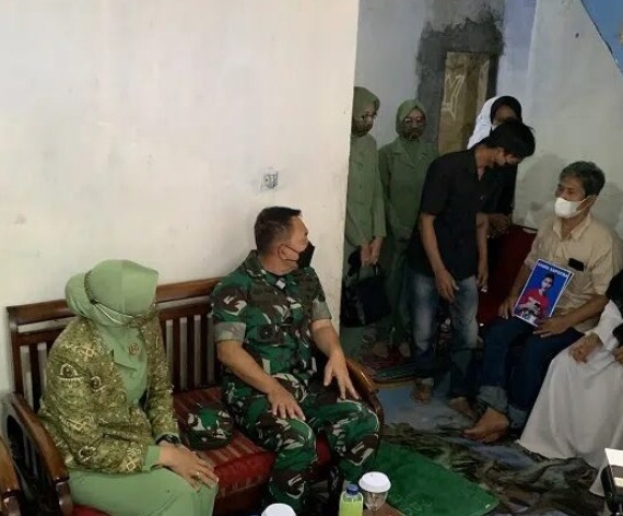 KSAD Dudung Kunjungi Keluarga Korban Tabrak Lari di Nagreg