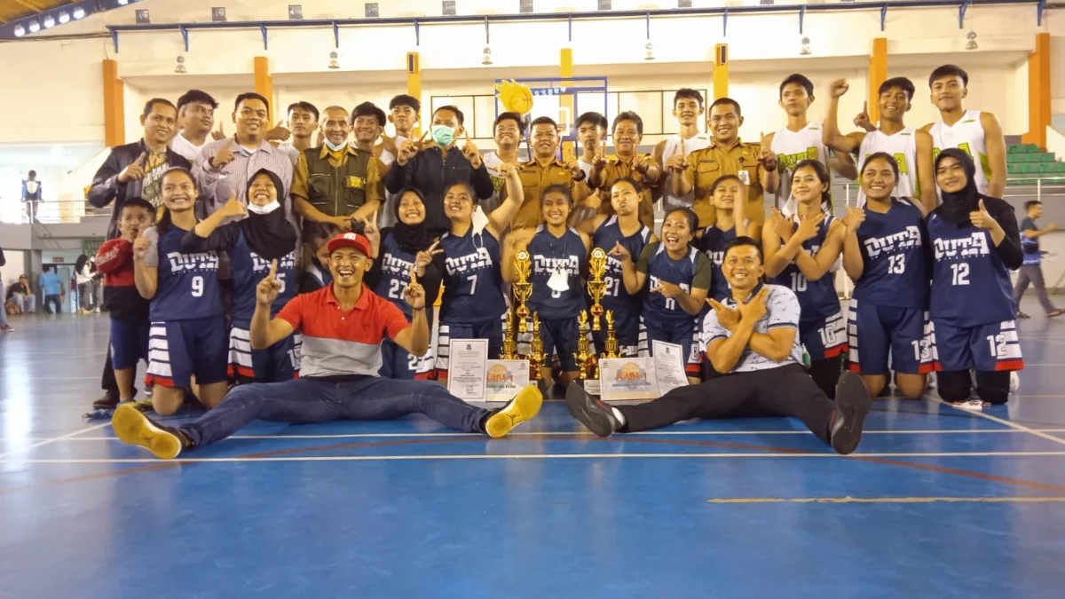 Tim Basket Putra-Putri SMAN 6 Garut jadi Jawara Bupati Cup se-Priangan Timur