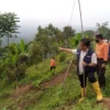 Sekda Sumedang Tinjau Lokasi Longsor, Begini Hasilnya