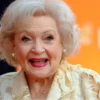 Artis Komedi Betty White Meninggal Dunia