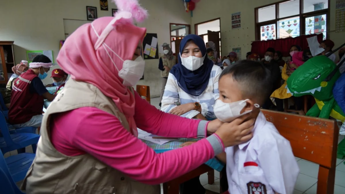 Sudah 13 Anak Alami KIPI di Garut, Proses Skrining Vaksinasi Wajib Didampingi Ortu