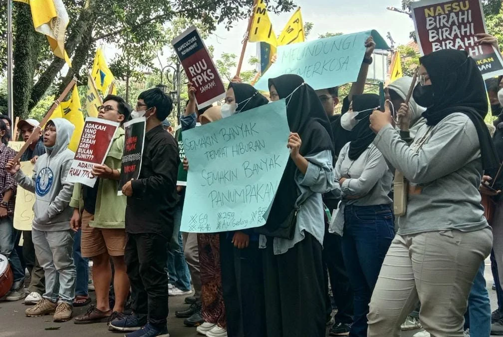 Persatuan Mahasiswa Islam Indonesia, Menuntut Plt Wali Kota Bandung Melakukan Evaluasi Adanya Isu Mafia Pajak