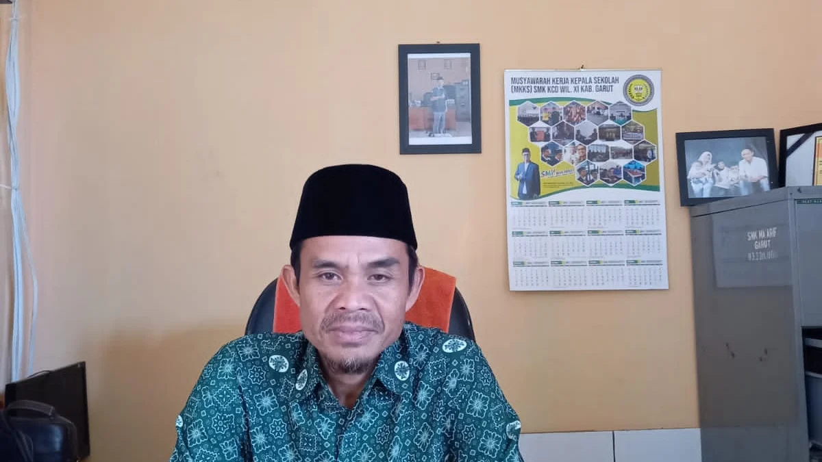 Ketua MKKS Garut Harapkan PTM Harus Tetap Dilaksanakan Ketua MKKS Garut Harapkan PTM Harus Tetap Dilaksanakan