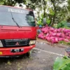 Alami Pecah Ban, Truk Bermuatan Tabung Gas Elpiji Tabrak Pengendara Sepeda Motor Hingga Tewas