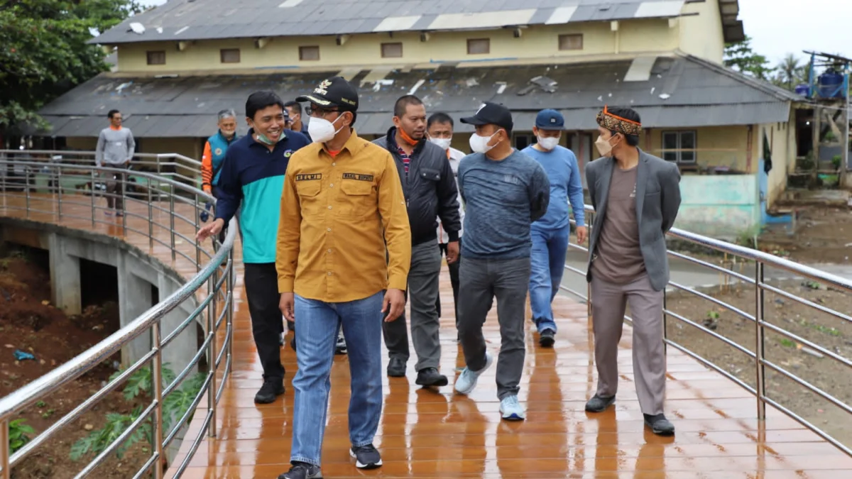 Tinjau Pantai Sayang Heulang, Wabup Garut: Pengelola Dan Pengunjung Harap Perhatikan Soal Kebersihan Pantai